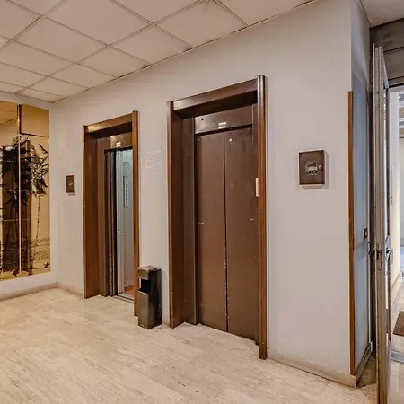 Modern At San Giovanni * Rom