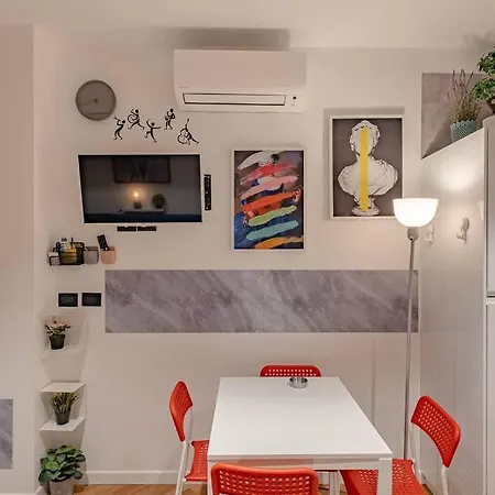 Modern At San Giovanni Lägenhet